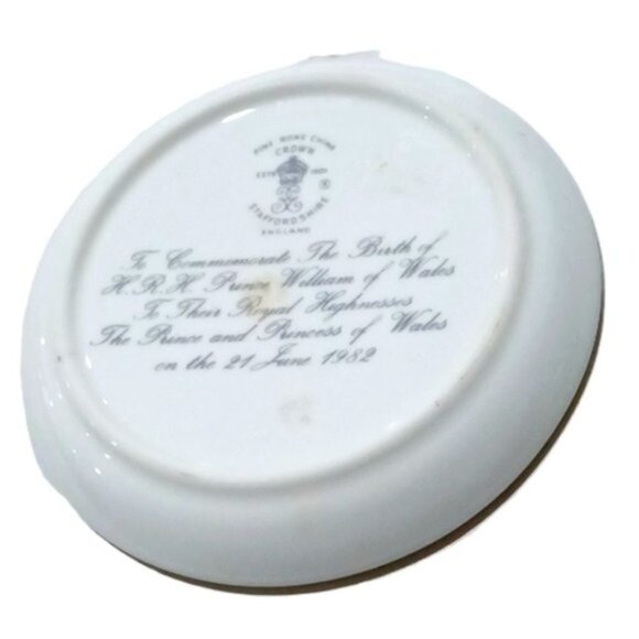 Vintage Crown Staffordshire Commemorative Trinket Plate Birth of Prince William - Picture 2 of 4